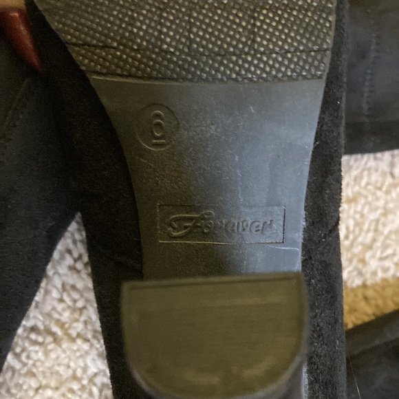 Thigh high boots - Picture 4 of 4